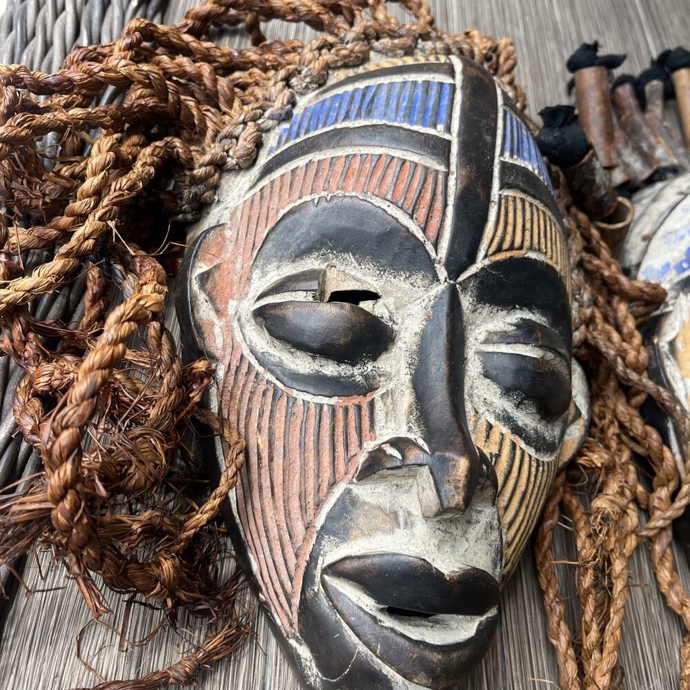 (2) Multicolor African Chokwe Legacy Tribal Mask Vintage - Picture 5 of 15